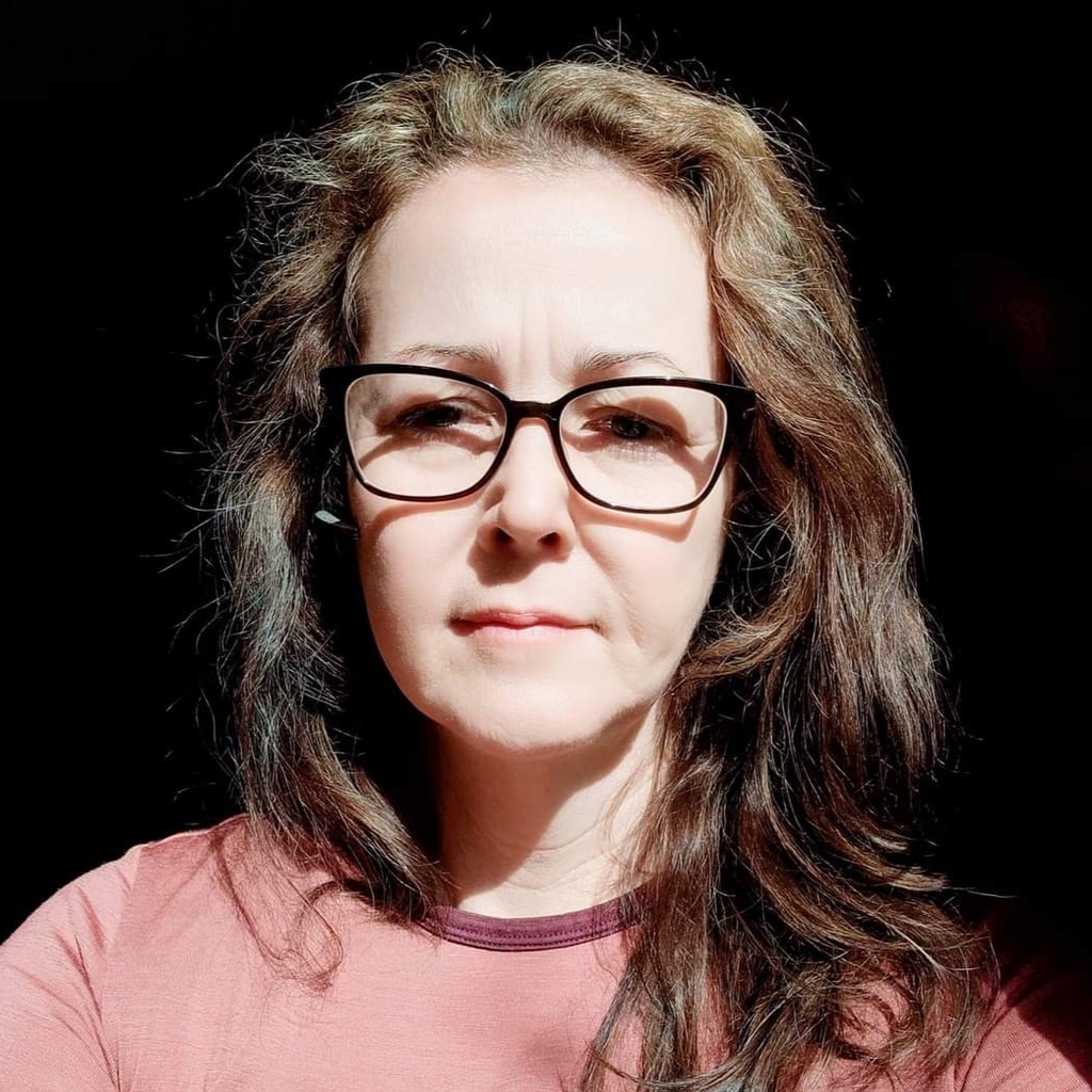 A photograph of Elizabeth Cotterell